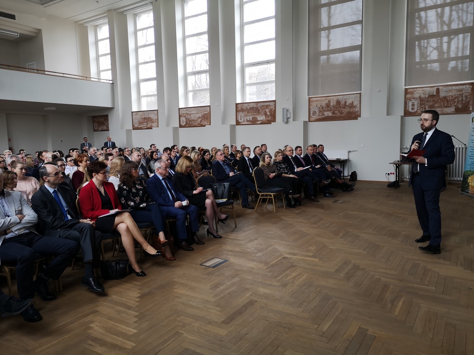 Relacja z konferencji naukowej 